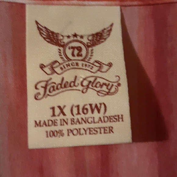 ❤Sleeveless Blouse ❤ - Picture 3 of 5